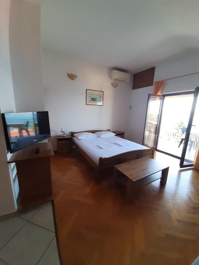 Apartments Ivanka Starigrad Paklenica Exterior photo
