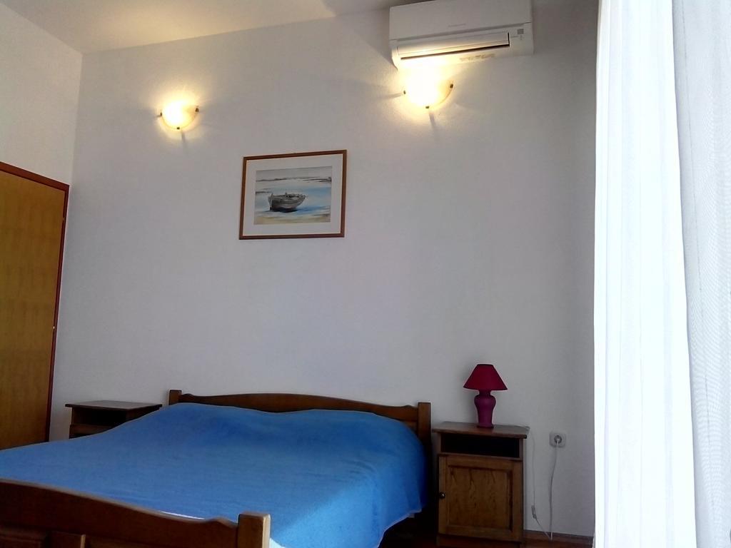 Apartments Ivanka Starigrad Paklenica Room photo